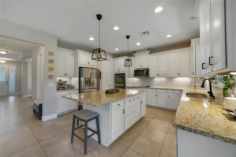 2867 Autumn Breeze Way Kissimmee FL 34744
