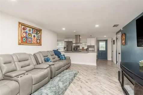 7911 Woodgrove Circle Tampa FL 33615