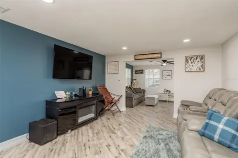 7911 Woodgrove Circle Tampa FL 33615