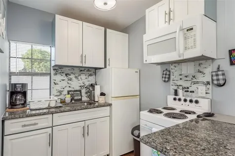 7911 Woodgrove Circle Tampa FL 33615