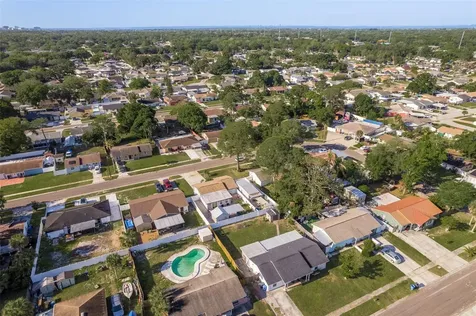 7911 Woodgrove Circle Tampa FL 33615