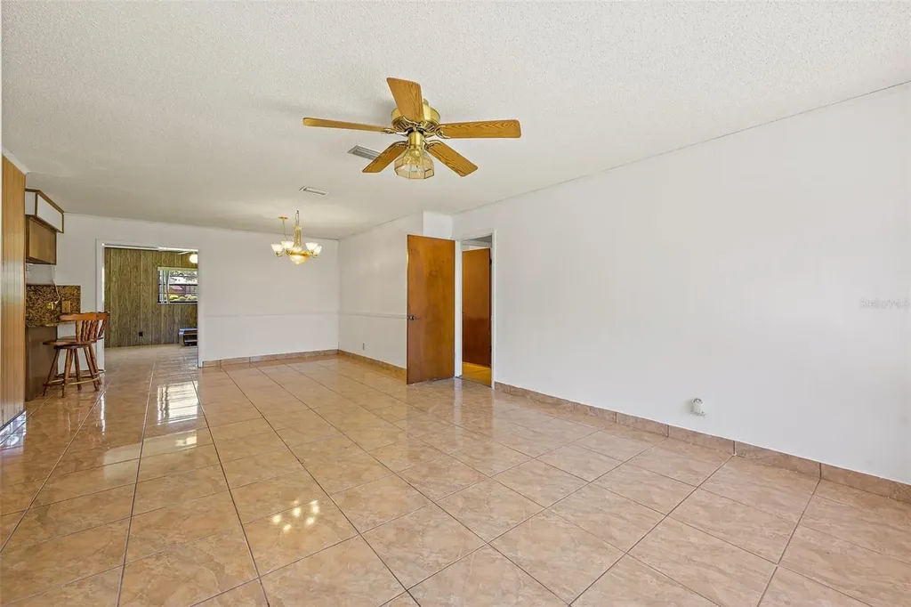 9930 County Road 114b Wildwood FL 34785