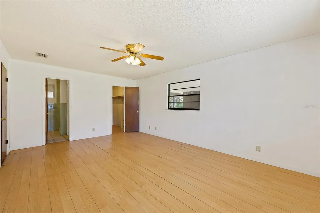 9930 County Road 114b Wildwood FL 34785