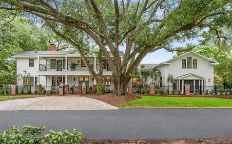 2216 S Exmoor Street Tampa FL 33629
