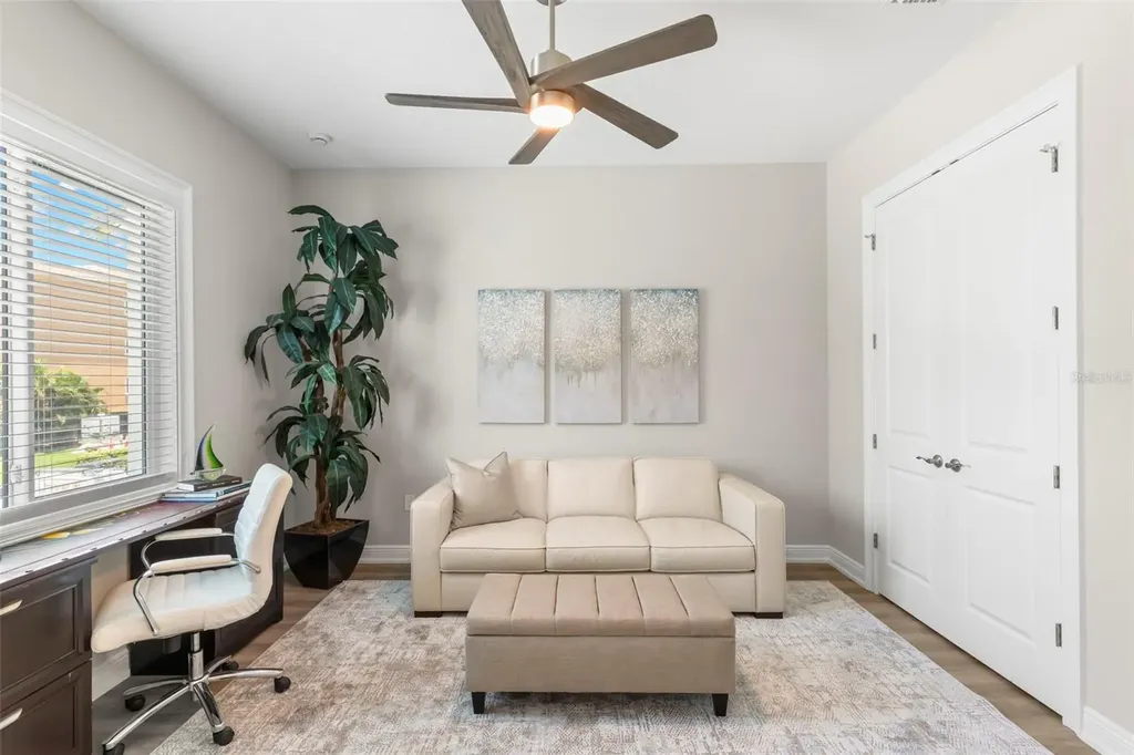 47A Bayview Court S St Petersburg FL 33711