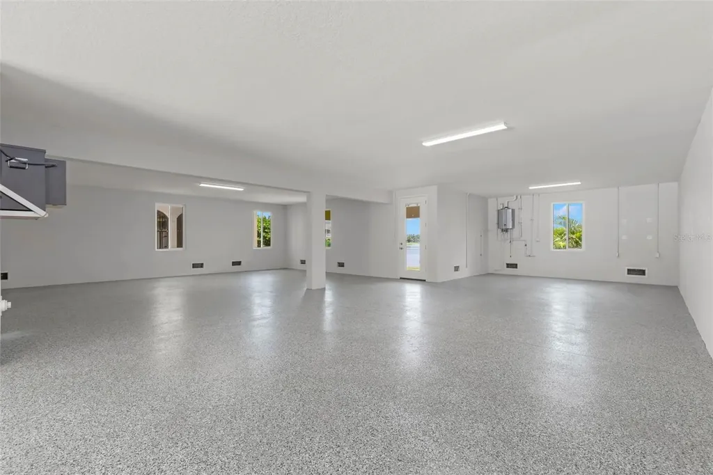 47A Bayview Court S St Petersburg FL 33711