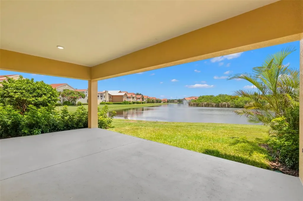 47A Bayview Court S St Petersburg FL 33711