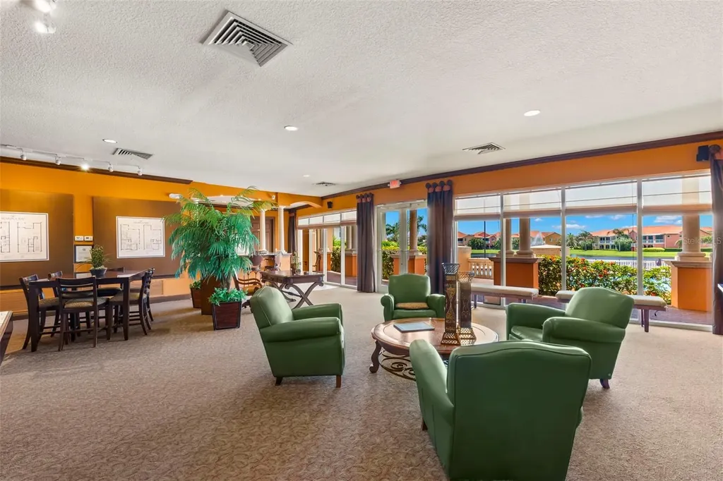 47A Bayview Court S St Petersburg FL 33711
