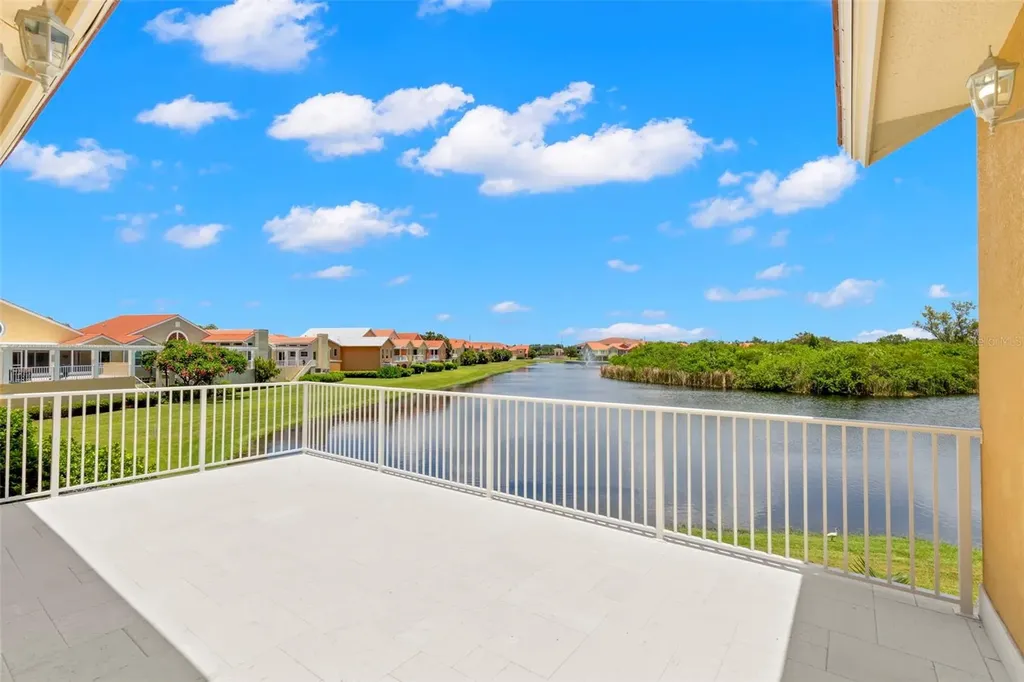 47A Bayview Court S St Petersburg FL 33711