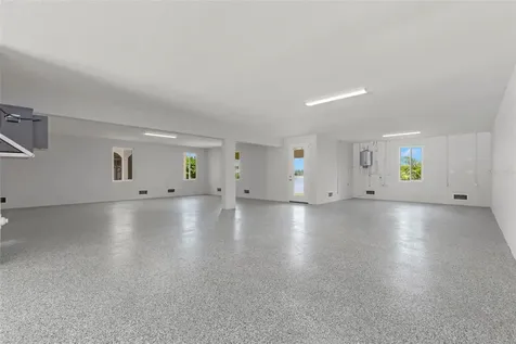 47A Bayview Court S St Petersburg FL 33711