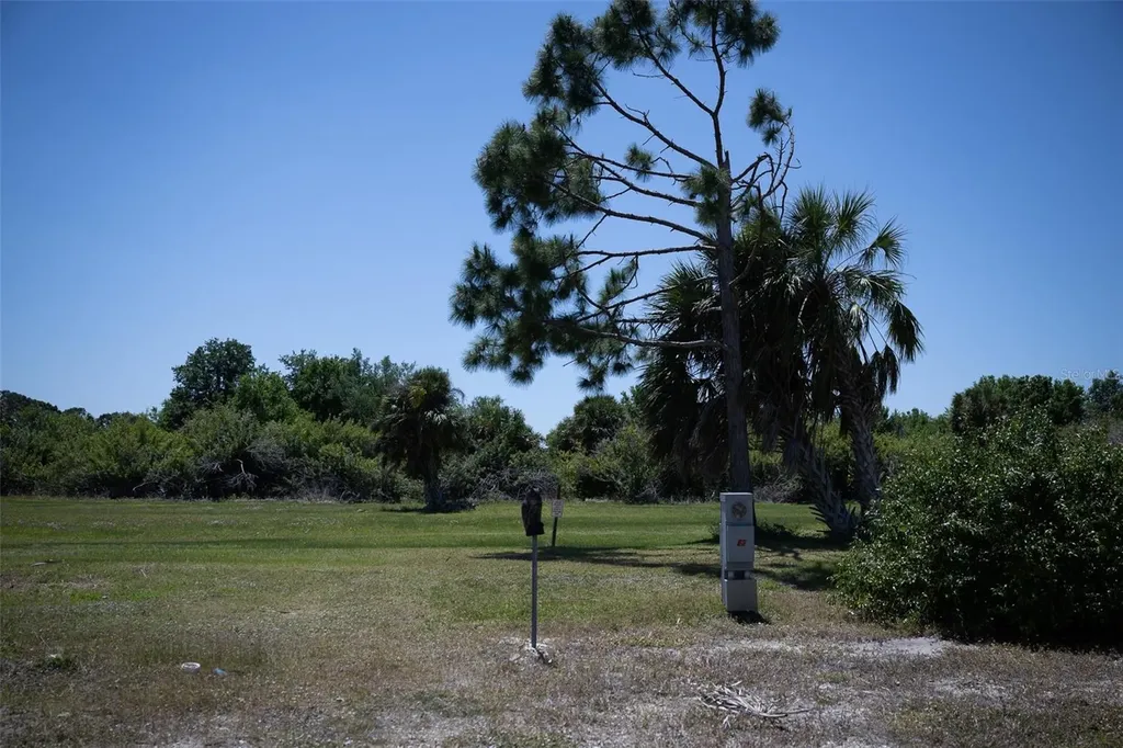 307 Robalo North Port FL 34287