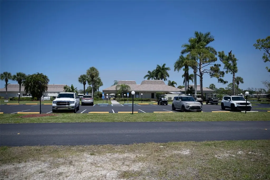 307 Robalo North Port FL 34287