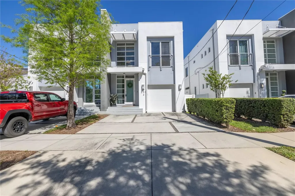 201 N Trask Street Tampa FL 33609