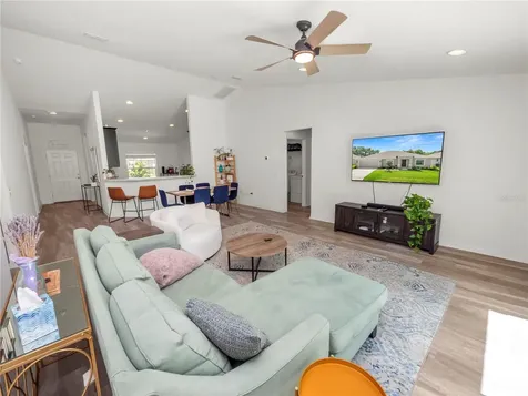 1077 Woodland Oaks Drive Lakeland FL 33813