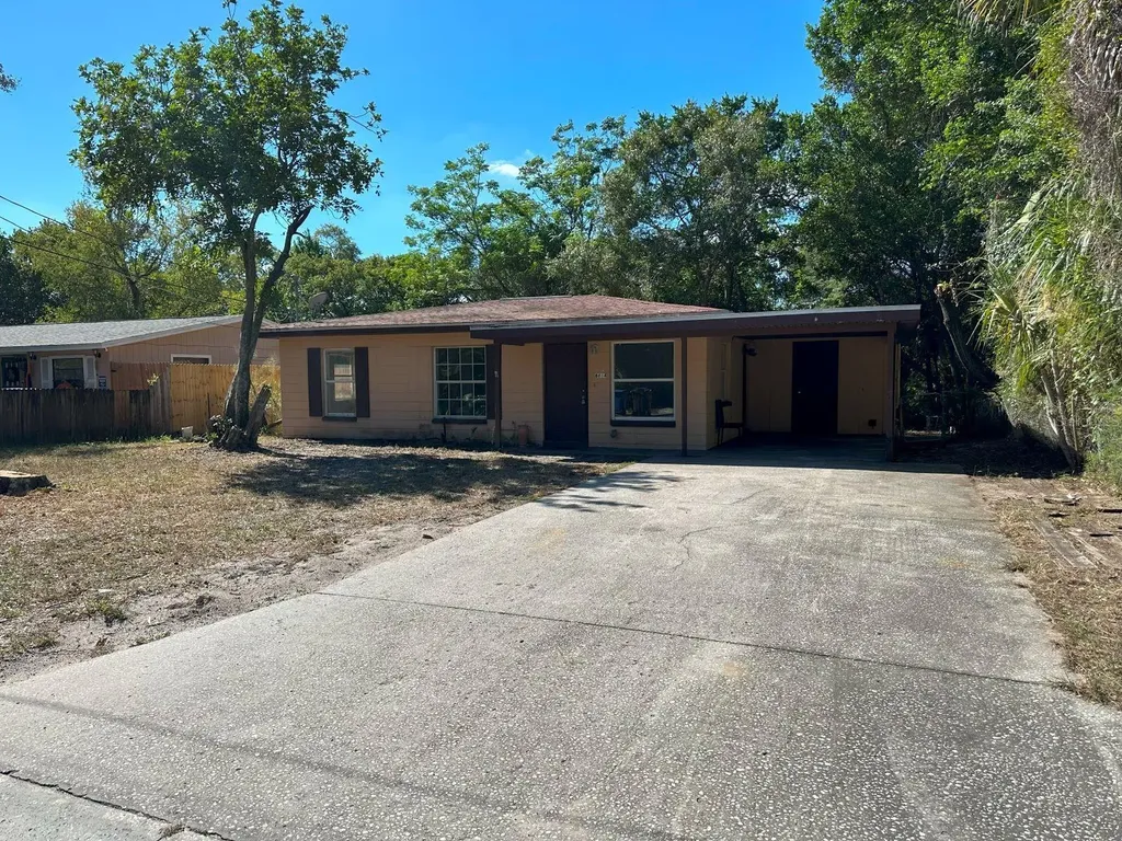 8614 Tupelo Drive Tampa FL 33637