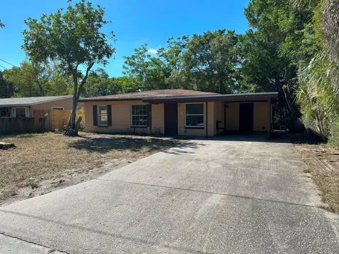 8614 Tupelo Drive Tampa FL 33637