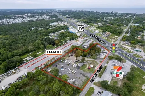 14932 Us Highway 19 Hudson FL 34667