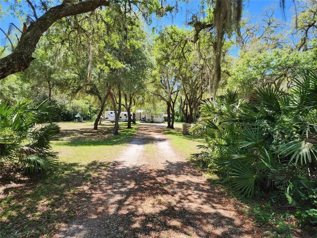 32232 Okaloosa Trail Sorrento FL 32776