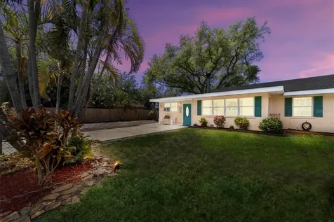 4916 9th Street Ct E Bradenton FL 34203