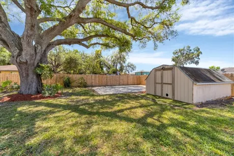 4916 9th Street Ct E Bradenton FL 34203