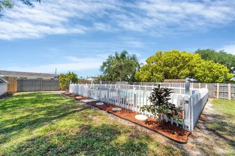 4916 9th Street Ct E Bradenton FL 34203