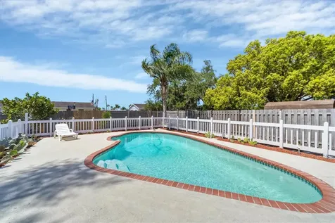 4916 9th Street Ct E Bradenton FL 34203