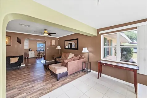 4916 9th Street Ct E Bradenton FL 34203