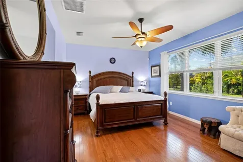 5770 Maypop Circle Sarasota FL 34238