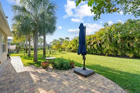 5770 Maypop Circle Sarasota FL 34238