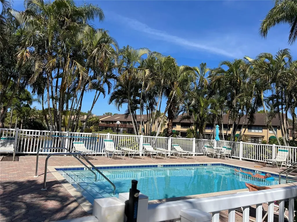 5555 Ashton Way Sarasota FL 34231