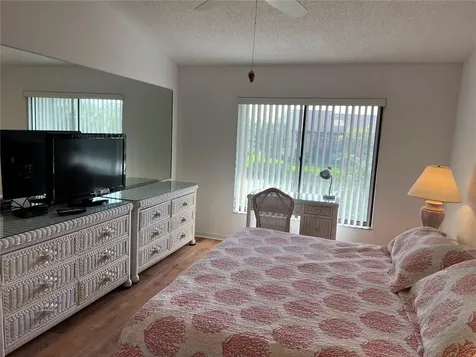 5555 Ashton Way Sarasota FL 34231