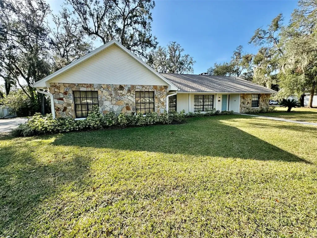 1501 Buell Court Plant City FL 33567