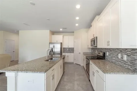 4641 Fairy Tale Circle Kissimmee FL 34746