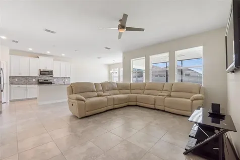 4641 Fairy Tale Circle Kissimmee FL 34746