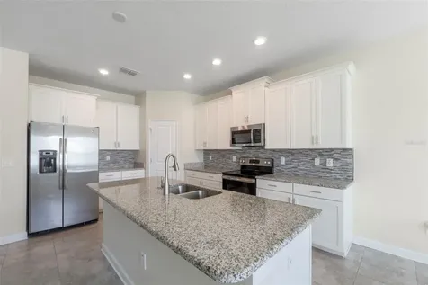 4641 Fairy Tale Circle Kissimmee FL 34746