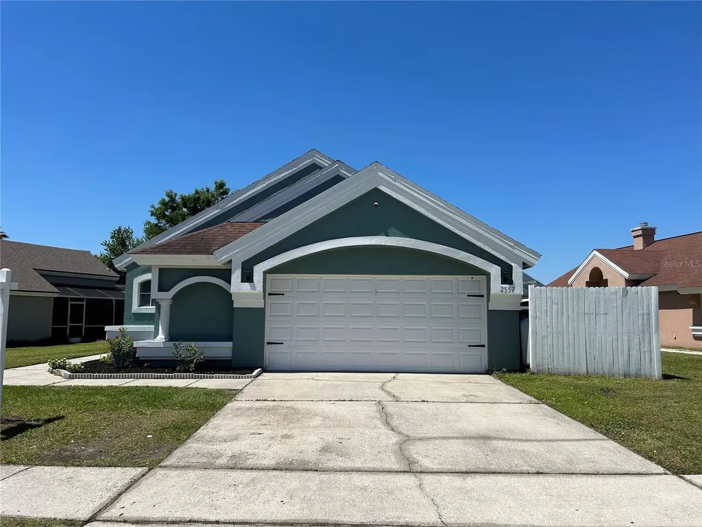 2557 Davenport Circle Kissimmee FL 34746