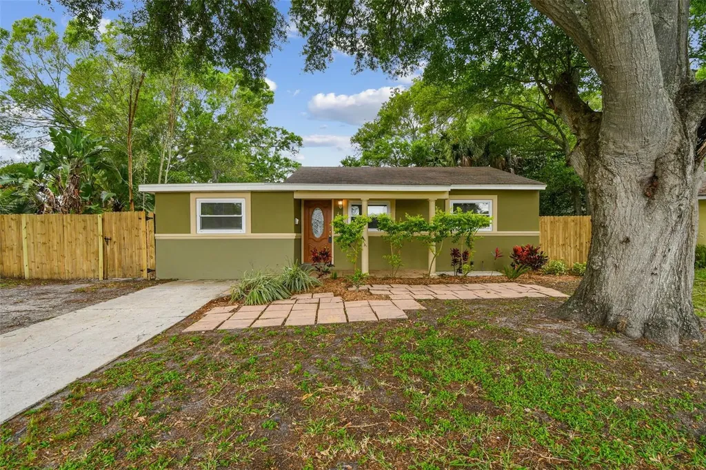 1508 Winchester Road N St Petersburg FL 33710