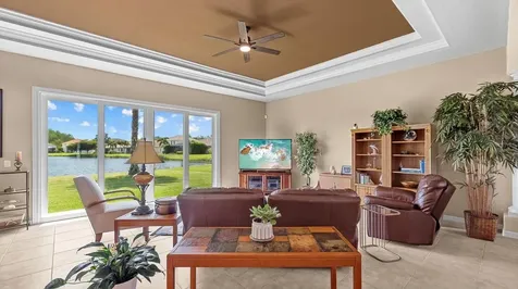 9077 Willowbrook Circle Bradenton FL 34212