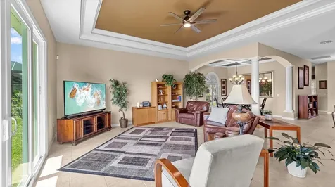 9077 Willowbrook Circle Bradenton FL 34212