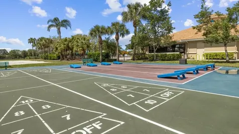 9077 Willowbrook Circle Bradenton FL 34212