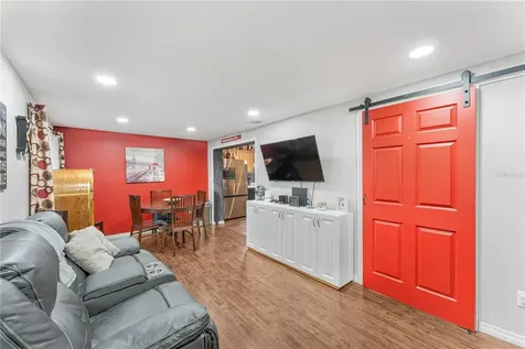 3810 W Pearl Avenue Tampa FL 33611