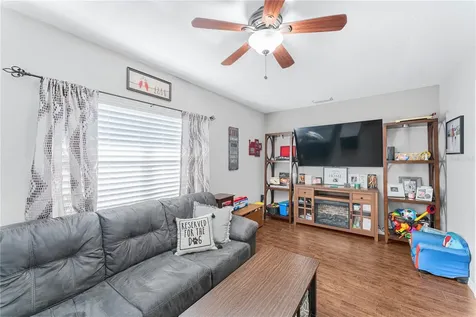 3810 W Pearl Avenue Tampa FL 33611