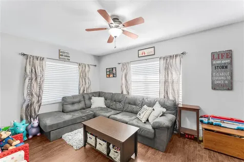 3810 W Pearl Avenue Tampa FL 33611