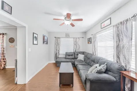 3810 W Pearl Avenue Tampa FL 33611