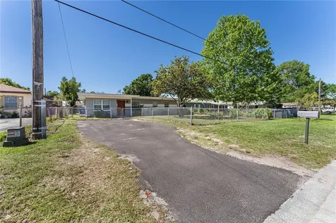 3810 W Pearl Avenue Tampa FL 33611