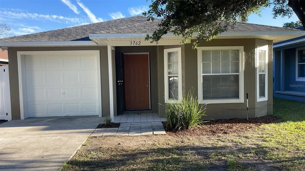 3762 Roseboro Street Orlando FL 32805