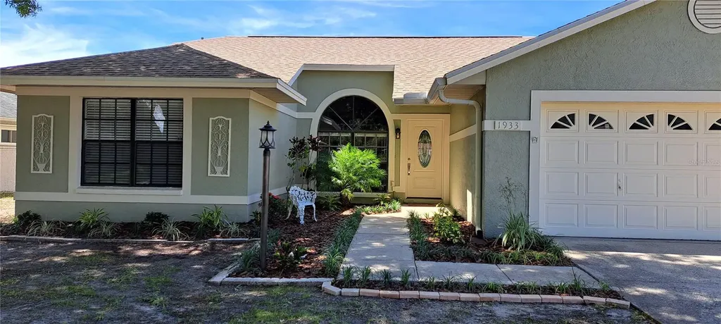 1933 Tampa Bay Drive Wesley Chapel FL 33543