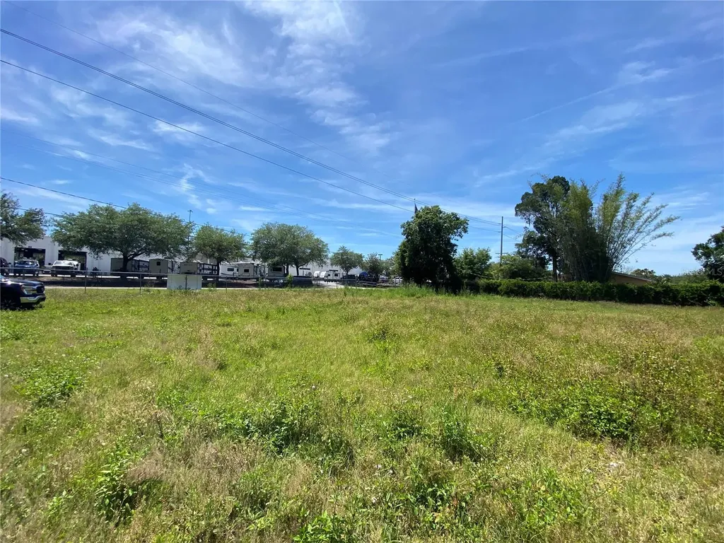 12946 Gore Road Dover FL 33527