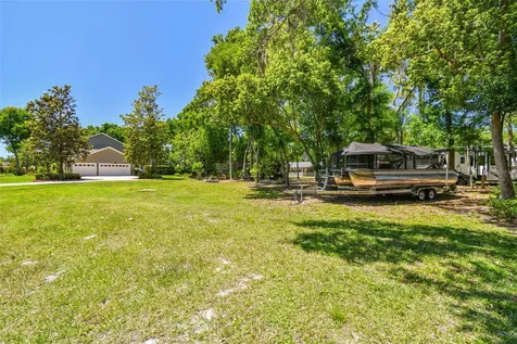16706 Lake Eveland Place Lutz FL 33558
