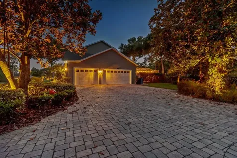 16706 Lake Eveland Place Lutz FL 33558